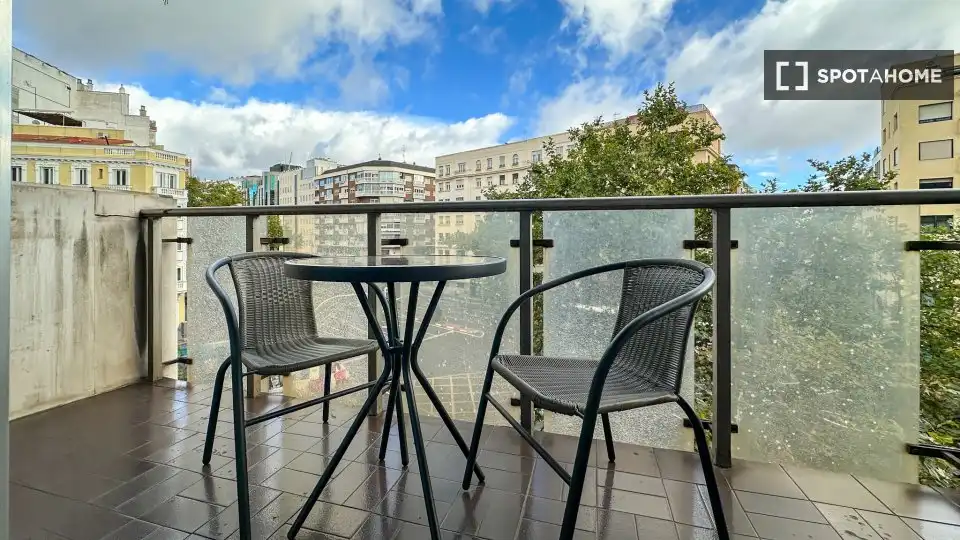 Terraza de Estudio para compartir en Madrid con Aire acondicionado, Calefacción y Terraza