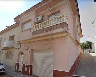 Exterior view of Single-family semi-detached for sale in Vilanova i la Geltrú