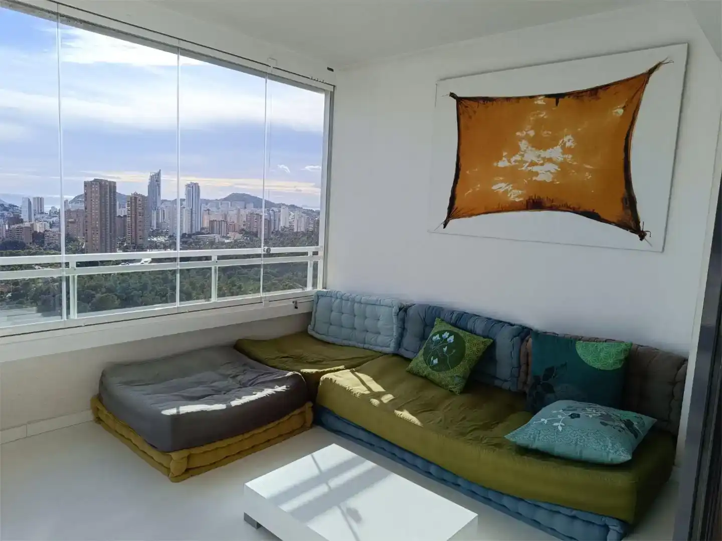 Sala de estar de Piso en venta en Benidorm con Aire acondicionado y Piscina
