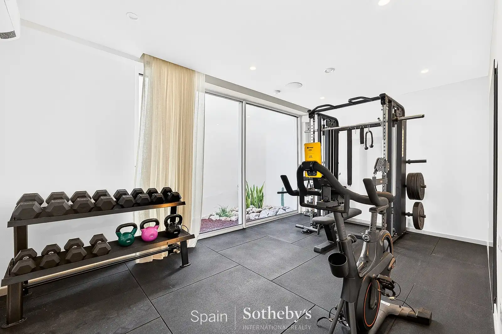 Houses for sale in Adeje  with Air Conditioner, Heating and Terrace