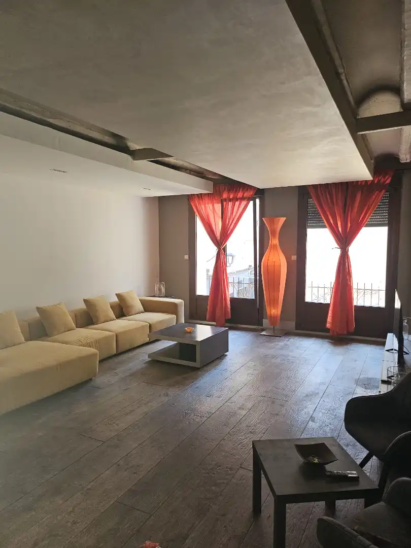 Living room of Flat for rent in Zaragoza  with Heating, Parquet flooring and Furnished