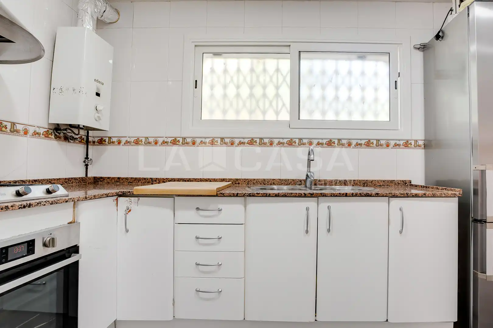 Cuina de Casa o xalet en venda en Barcelona amb Aire condicionat, Calefacció i Forn