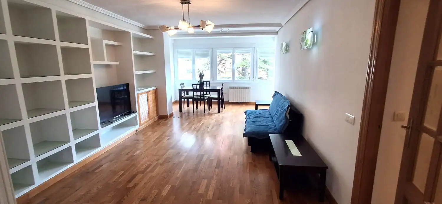 Living room of Flat for sale in Valladolid  with Heating and Parquet flooring