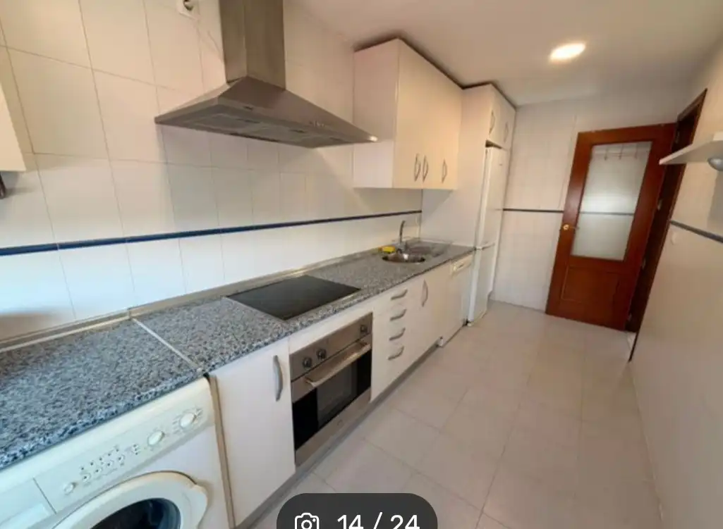 Cocina de Piso en venta en Sevilla con Aire acondicionado, Jardín privado y Terraza