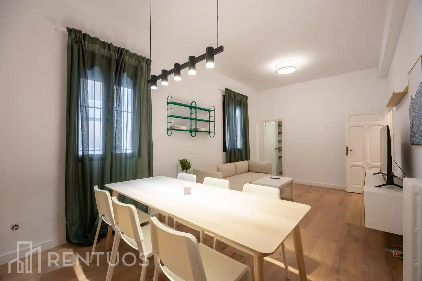 Wohnzimmer von Erdgeschoss zur Miete in Madrid mit Heizung, Parkett und Möbliert