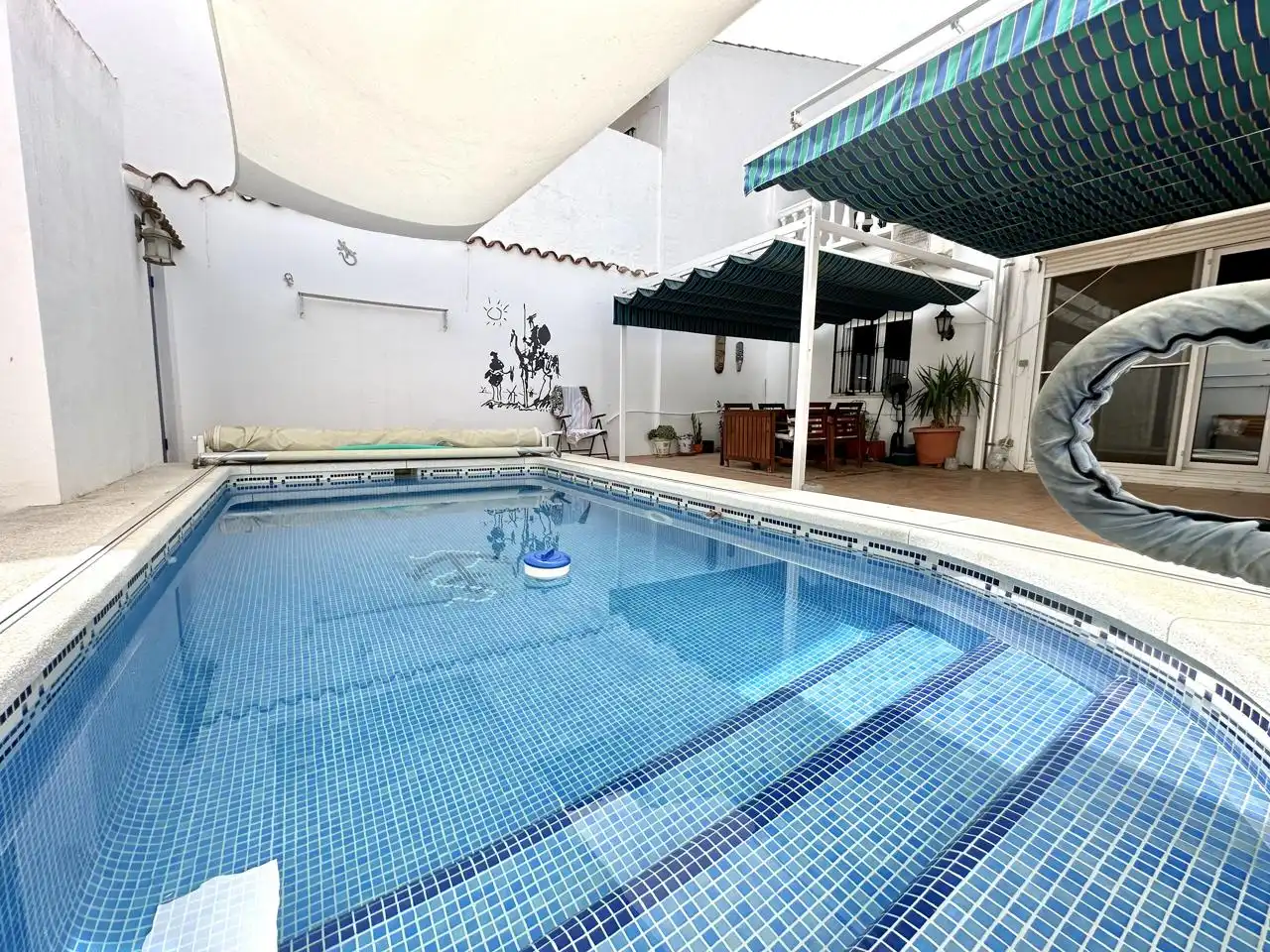 Piscina de Casa adosada en venta en Humilladero con Aire acondicionado, Terraza y Trastero