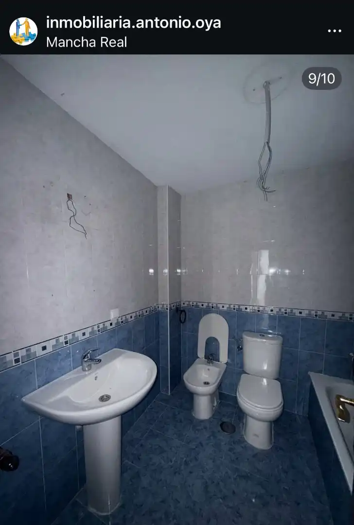 Badezimmer von Wohnung zum Verkauf in Mancha Real mit Heizung und Balkon