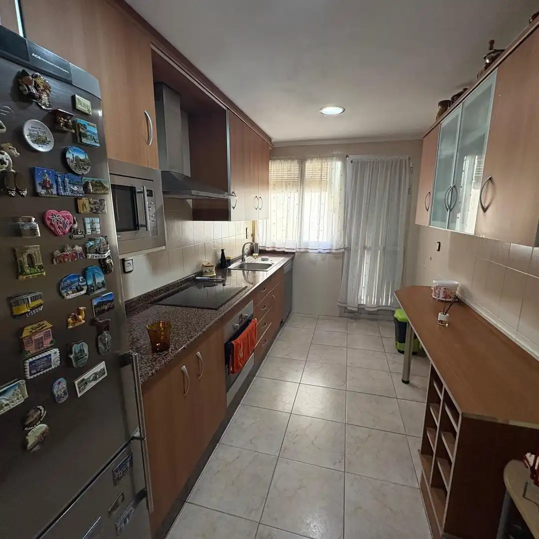 Cocina de Piso en venta en Almansa con Calefacción, Amueblado y Alarma