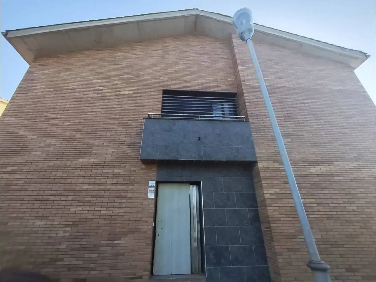 Vista exterior de Casa o chalet en venta en Montmeló con Jardín privado
