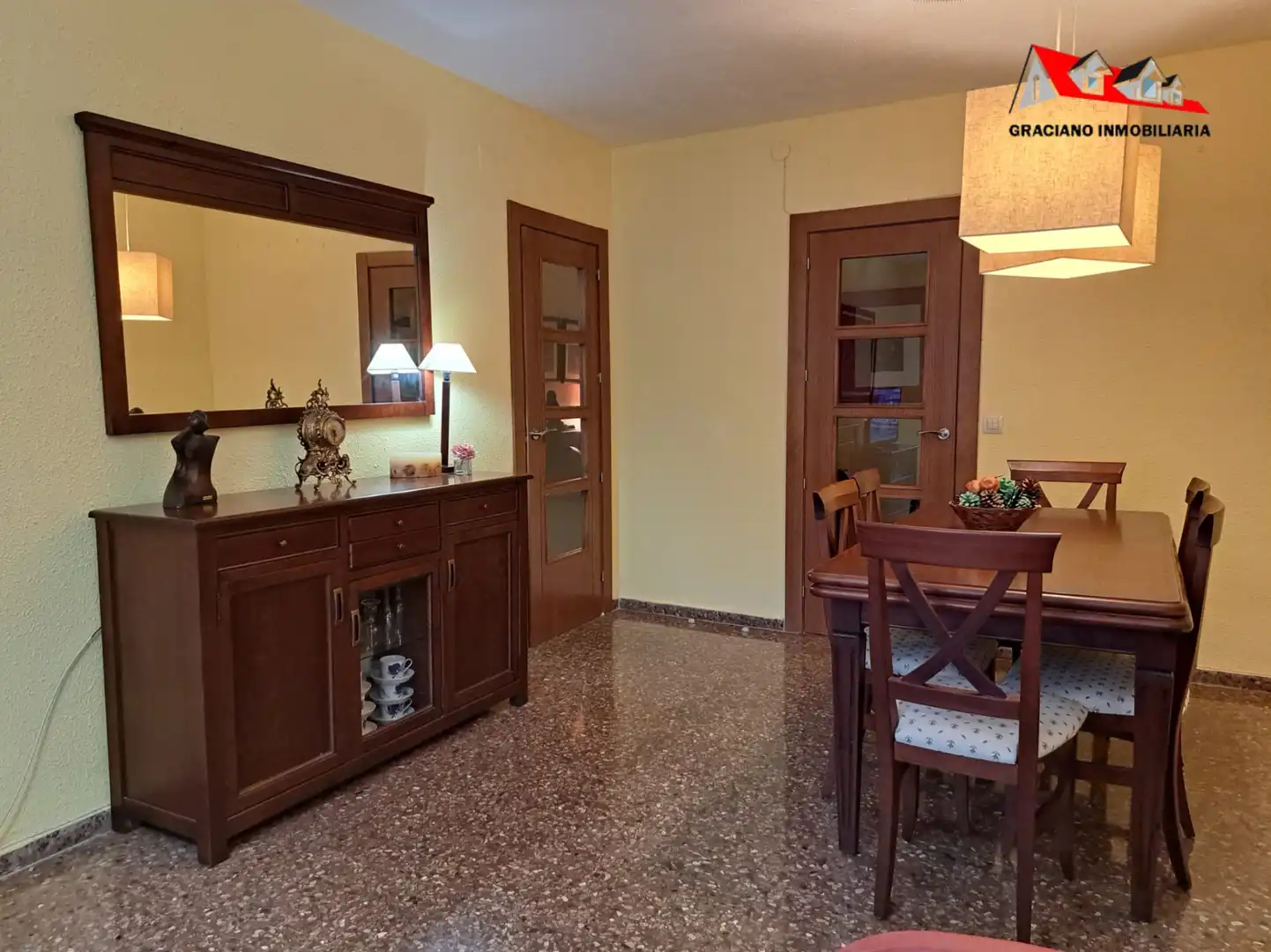Comedor de Piso en venta en Albacete con Calefacción, Amueblado y Horno
