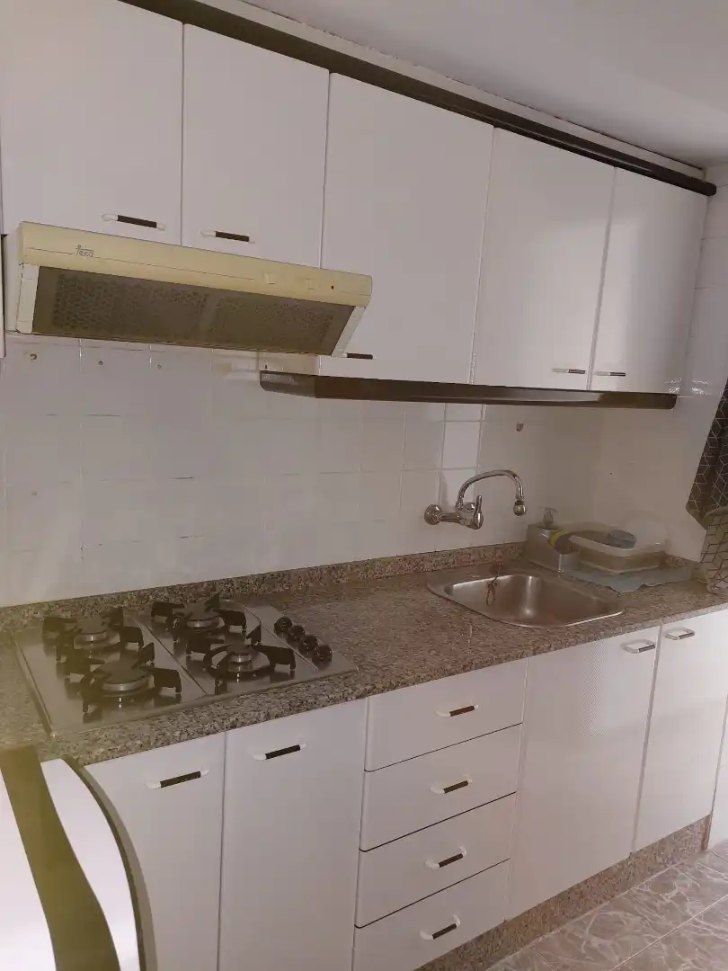 Cuina de Pis en venda en Valencia amb Aire condicionat, Forn i Balcó