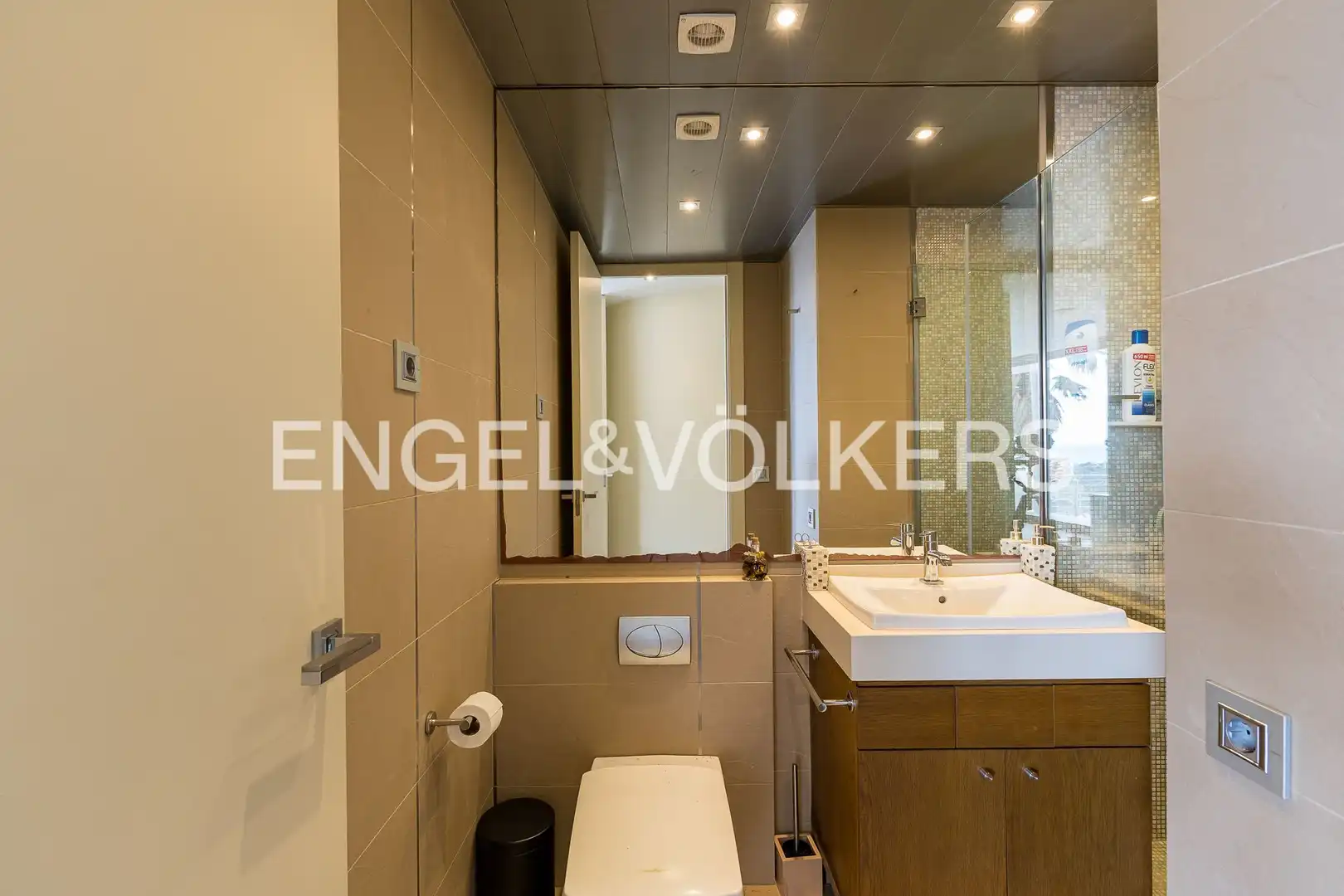 Casa o xalet en venda a Les Botigues de Sitges
