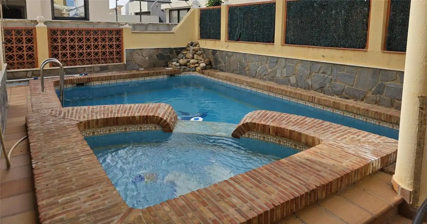 Piscina de Casa o xalet en venda en Garrucha amb Aire condicionat, Terrassa i Traster