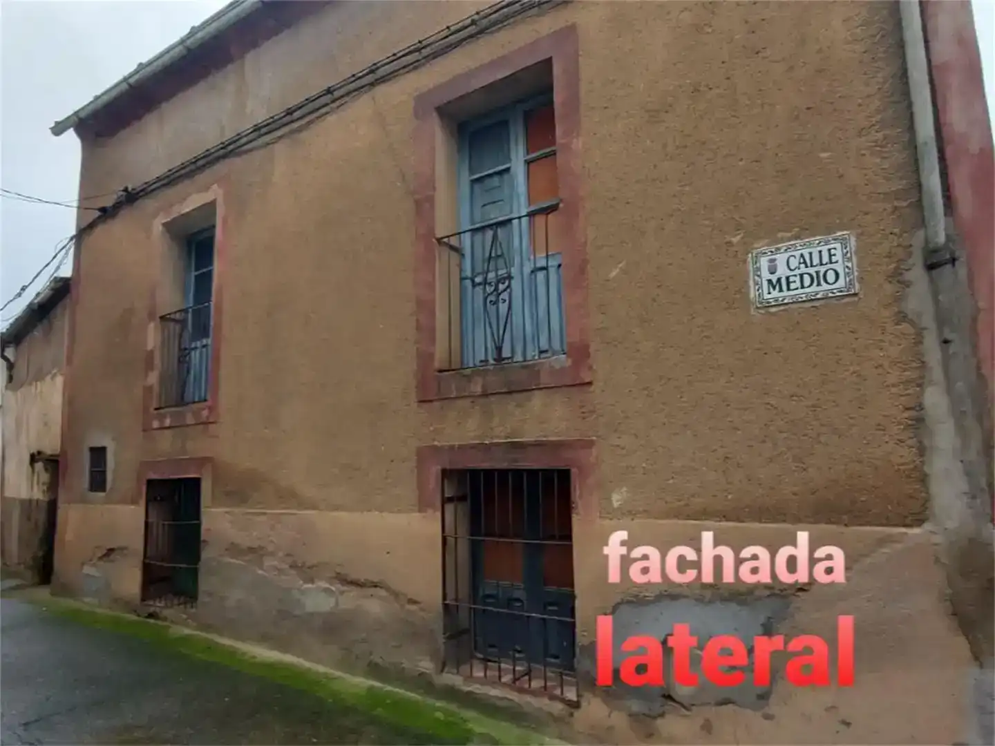 Vista exterior de Casa adosada en venda en Marchagaz amb Traster