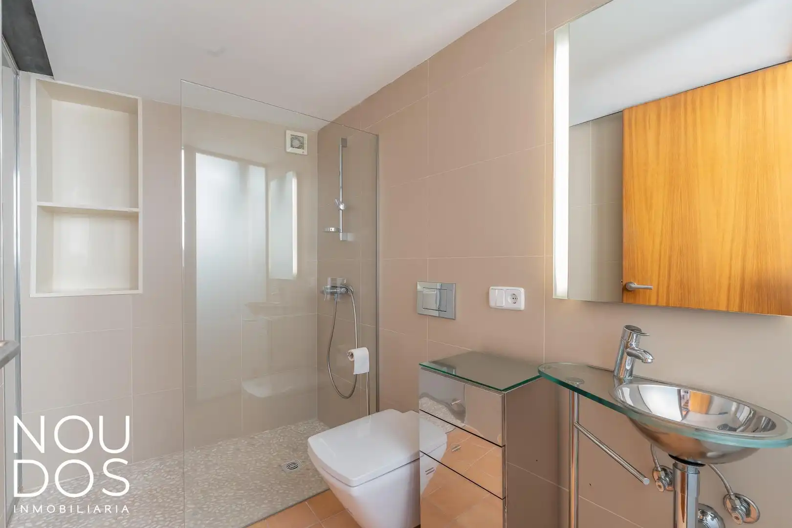 Badezimmer von Country house zum Verkauf in Llucmajor mit Klimaanlage, Heizung und Privatgarten