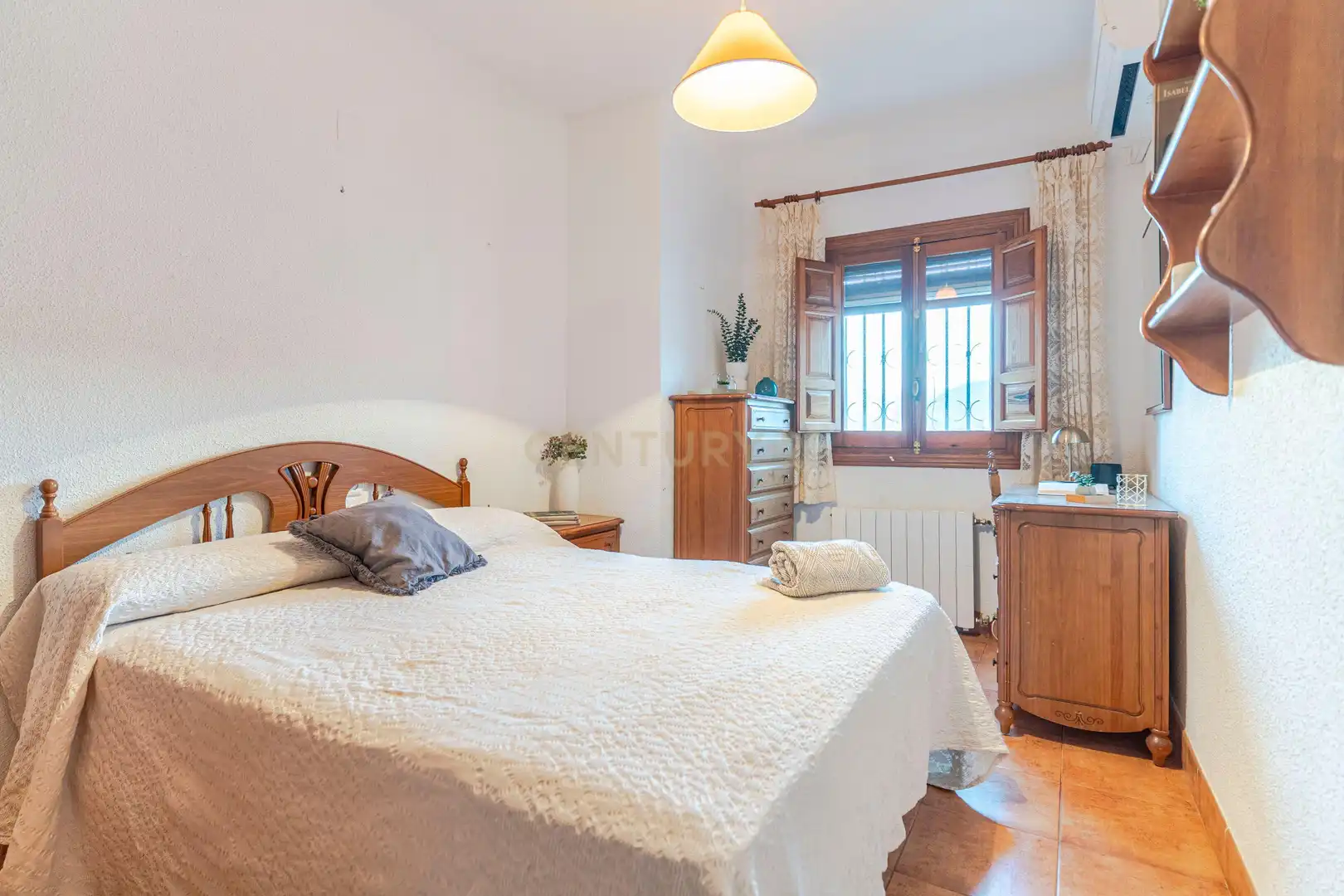 Dormitori de Casa o xalet en venda en Órgiva amb Aire condicionat, Jardí privat i Traster
