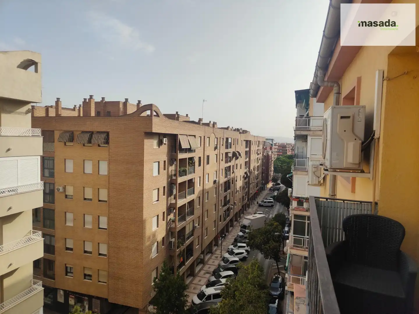 Vista exterior de Piso de alquiler en Granada con Aire acondicionado y Balcón