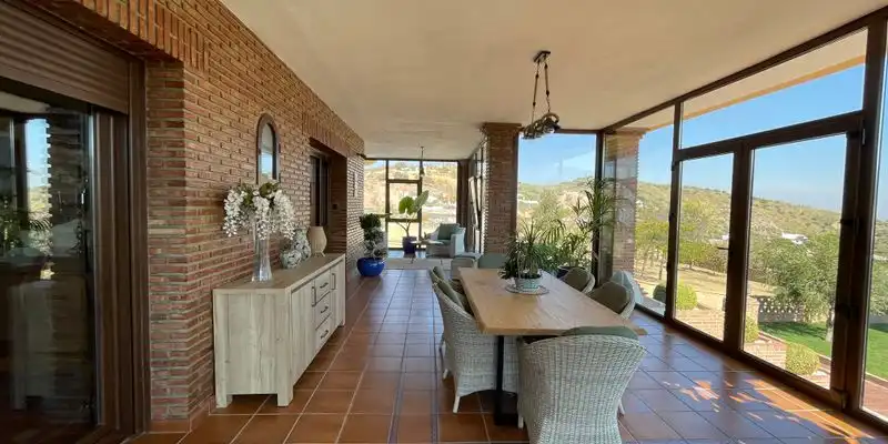Terrassa de Casa o xalet en venda en Loja amb Aire condicionat, Jardí privat i Terrassa