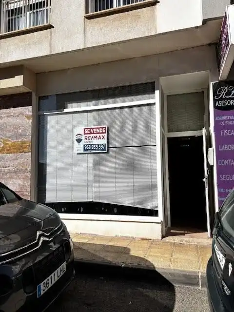 Business premises for sale in Totana