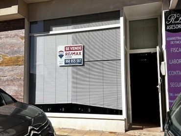 Business premises for sale in Totana