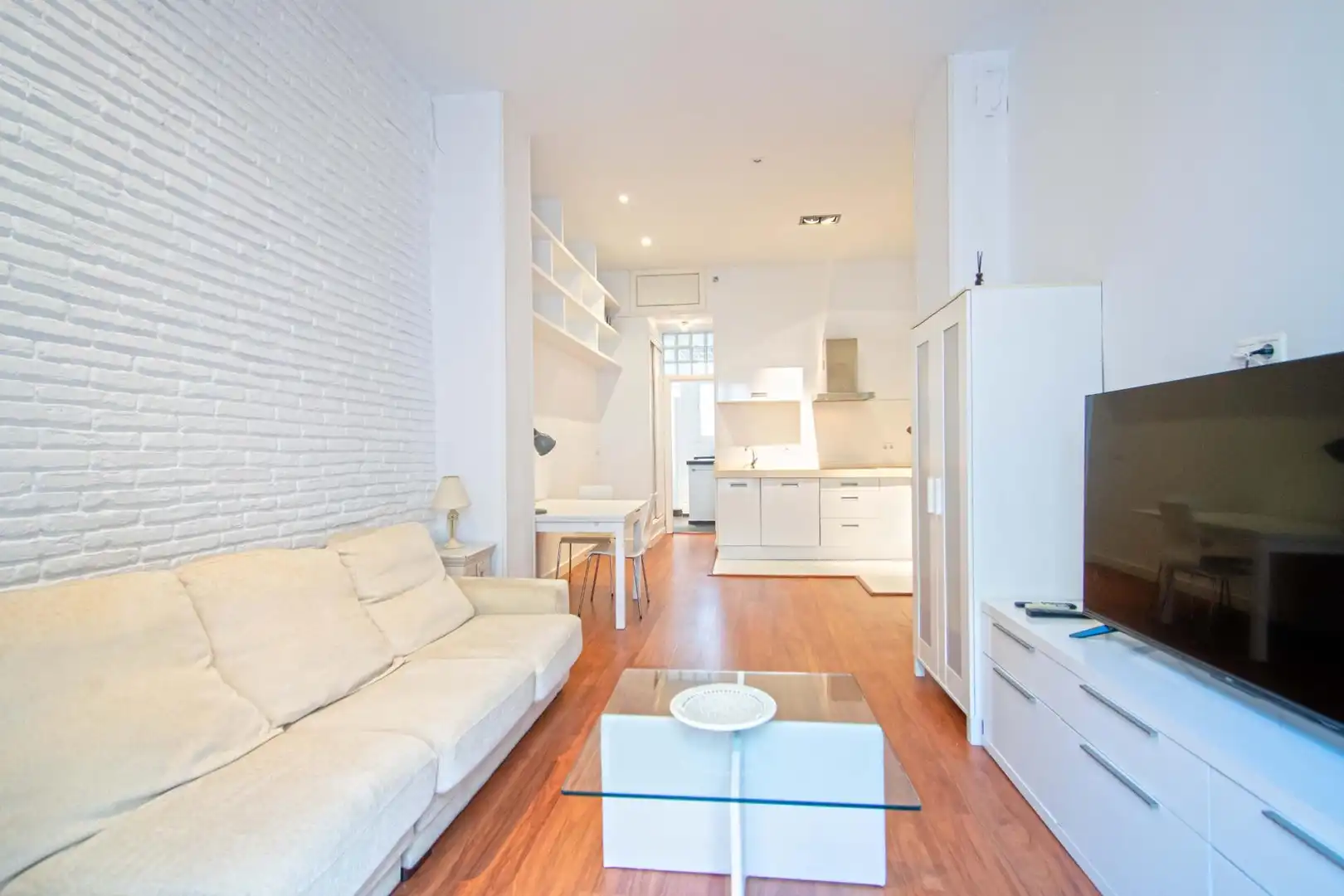 Sala d'estar de Apartament en venda en Sevilla amb Aire condicionat