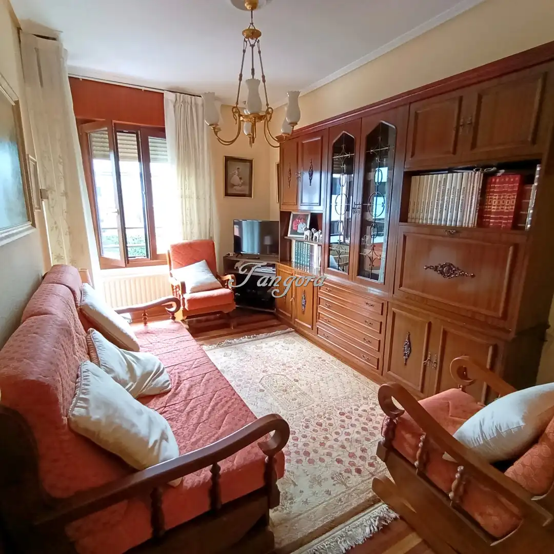 Sala de estar de Piso en venta en Getxo  con Calefacción, Parquet y Terraza
