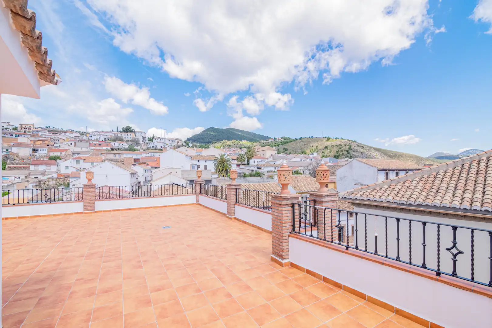 Inmuebles singulares con ascensor en venta en Calle Almenillas 2, imagen 15