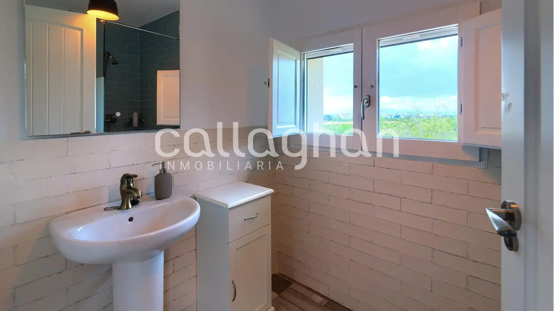 Baño de Casa o chalet en venta en Alzira con Calefacción, Jardín privado y Terraza