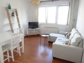 Wohnzimmer von Wohnung zur Miete in Gijón  mit Heizung, Parkett und Möbliert