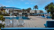 Piscina de Apartament en venda en Arona amb Moblat i Piscina comunitària