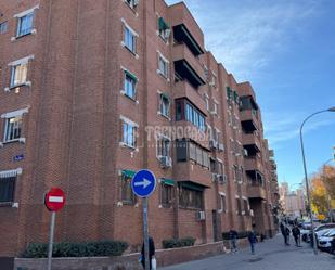 Exterior view of Flat for sale in  Madrid Capital  with Air Conditioner, Heating and Parquet flooring