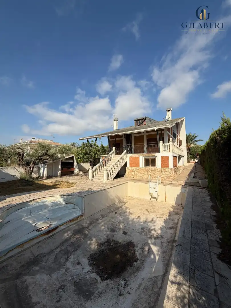 Vista exterior de Casa o xalet en venda en L'Ampolla, Tarragona