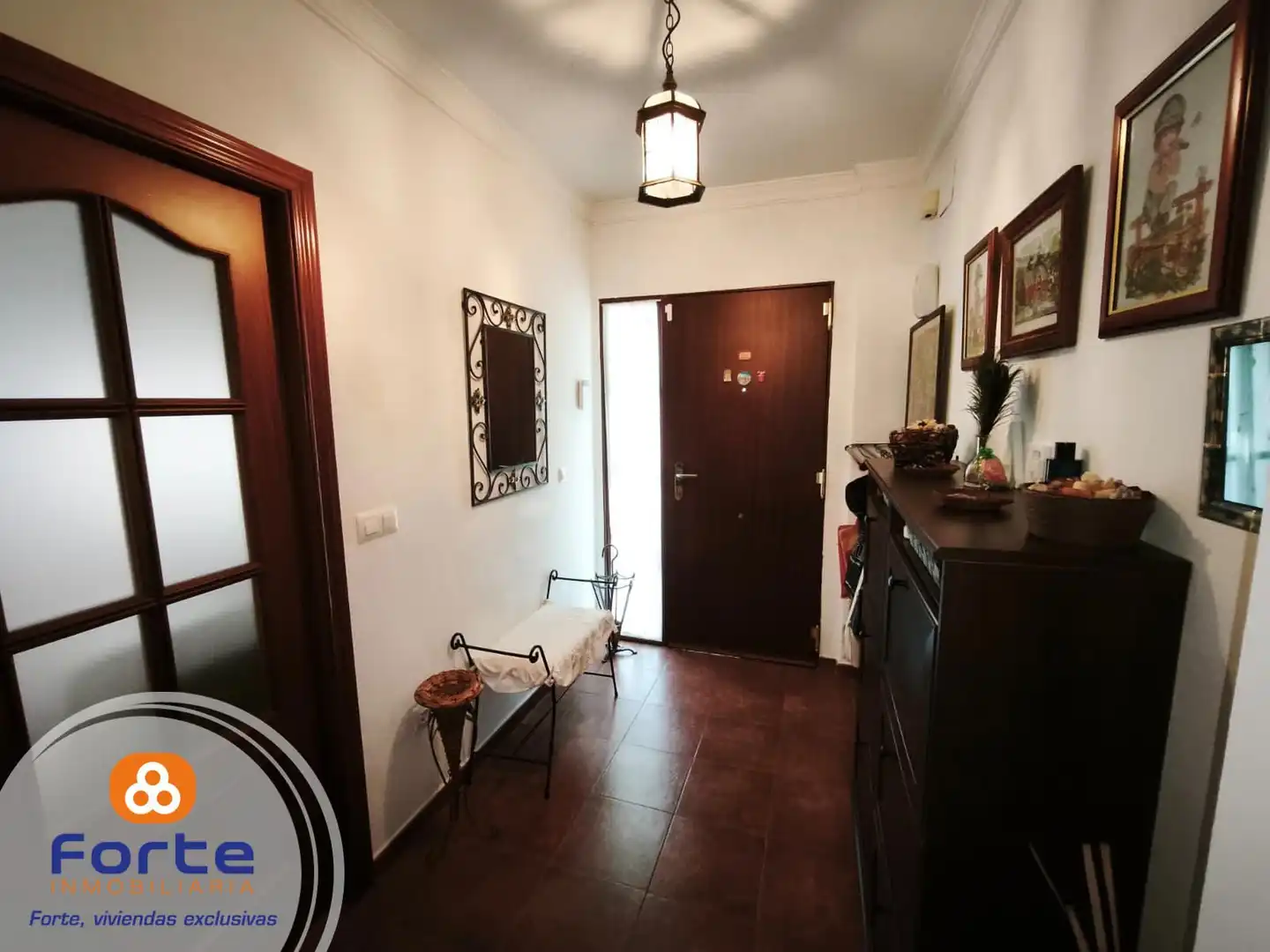 Houses for sale in Córdoba  with Air Conditioner, Heating and Furnished