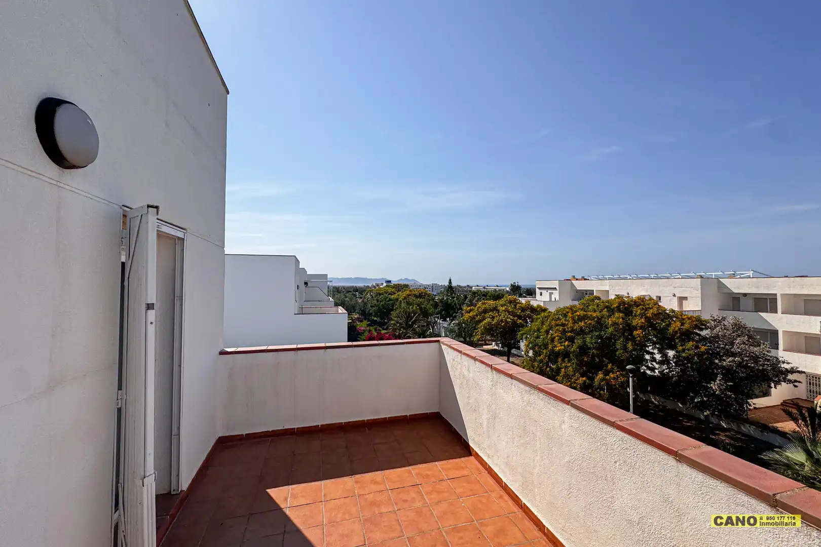 Terrasse von Wohnung zum Verkauf in Almería mit Klimaanlage, Heizung und Terrasse