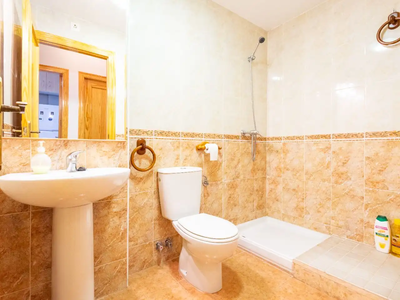 Bany de Casa o xalet en venda en Los Alcázares amb Terrassa i Balcó