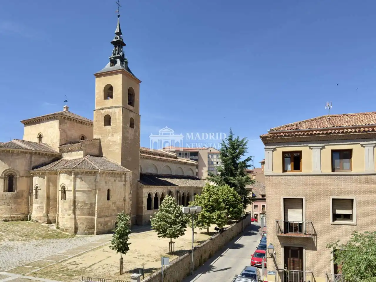 Vista exterior de Piso de alquiler en Segovia con Calefacción, Parquet y Terraza