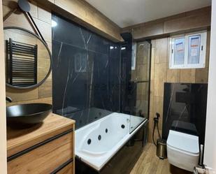 Bathroom of Flat for sale in Paiporta  with Air Conditioner, Heating and Terrace