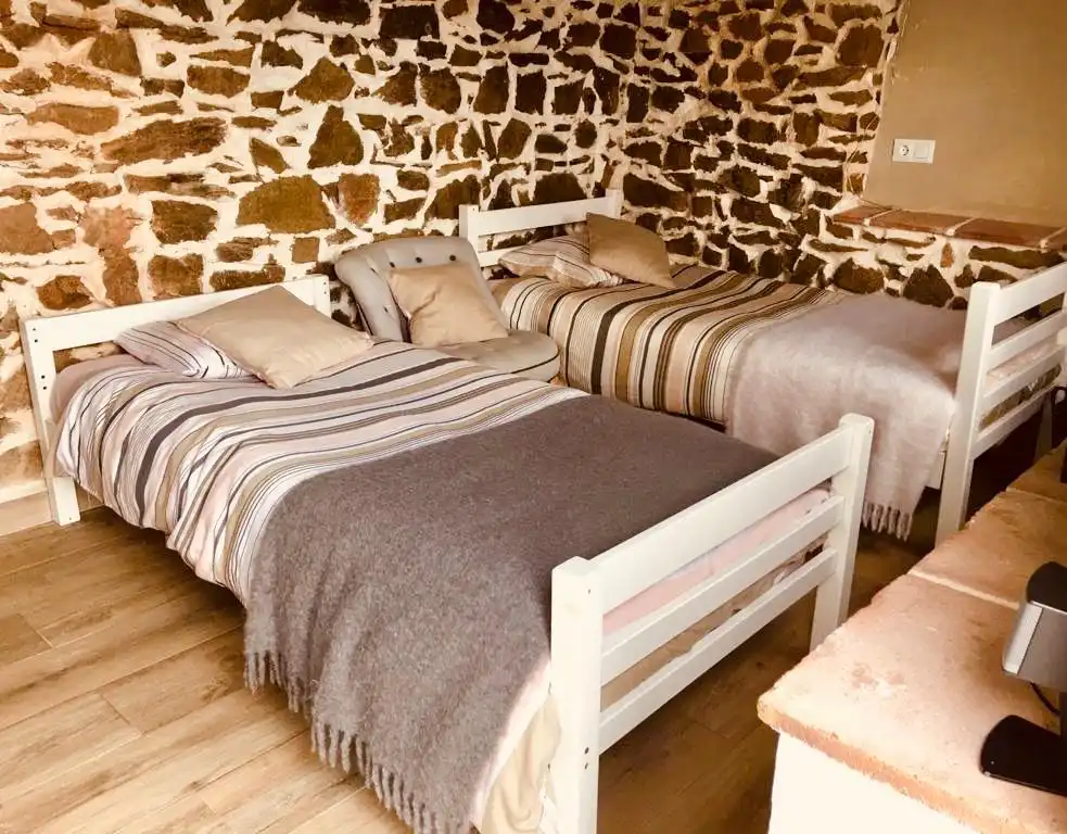 Dormitori de Edifici en venda en Comares amb Piscina comunitària