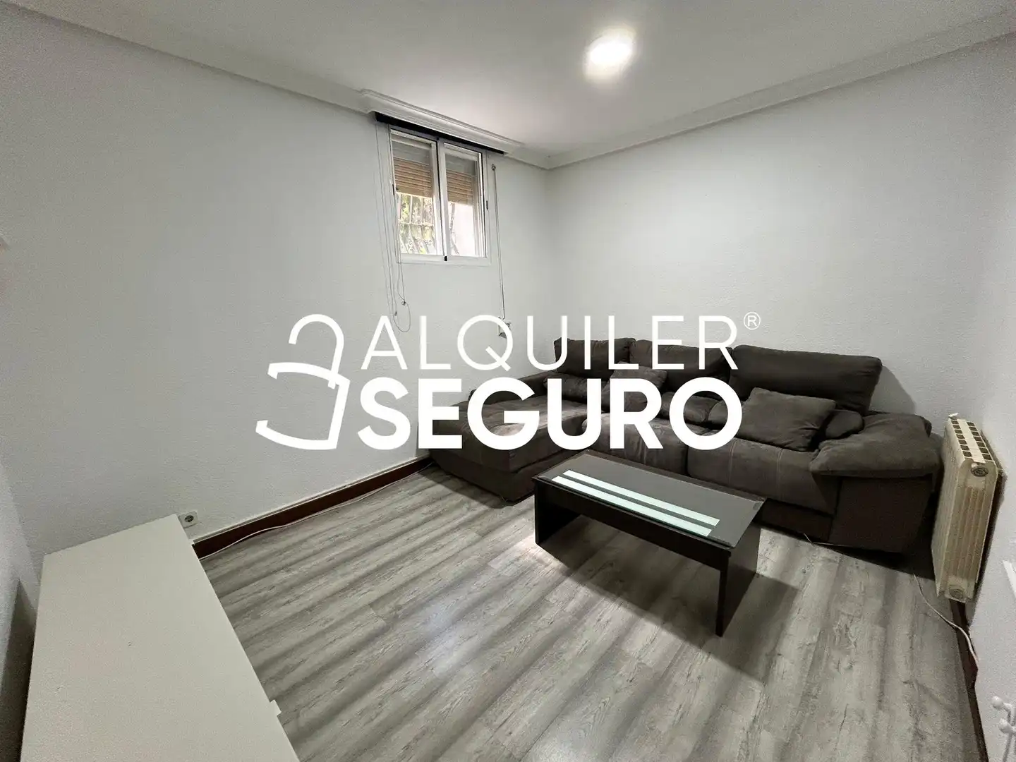 Flat for rent in Sierra de Pineda , Palomeras Bajas