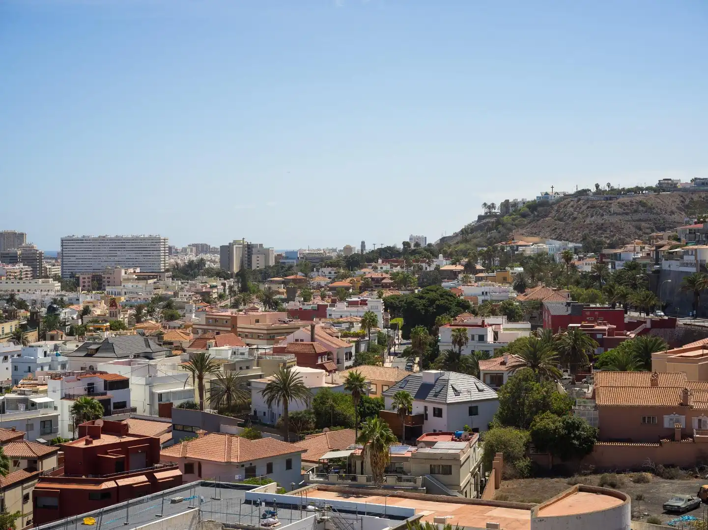 Vista exterior de Casa adosada en venda en Las Palmas de Gran Canaria amb Jardí privat, Terrassa i Traster
