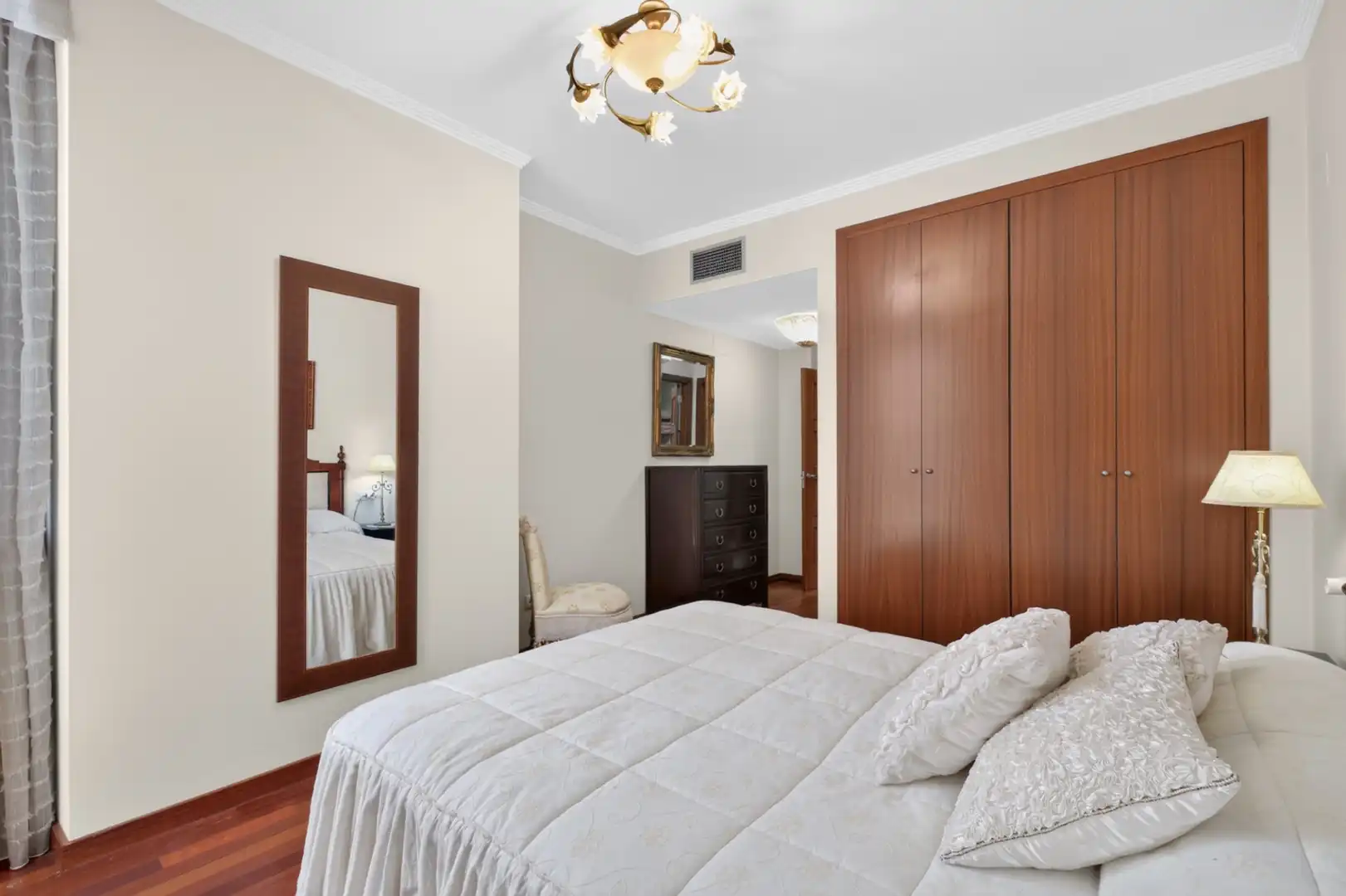 Habitación de Piso en venta en Málaga