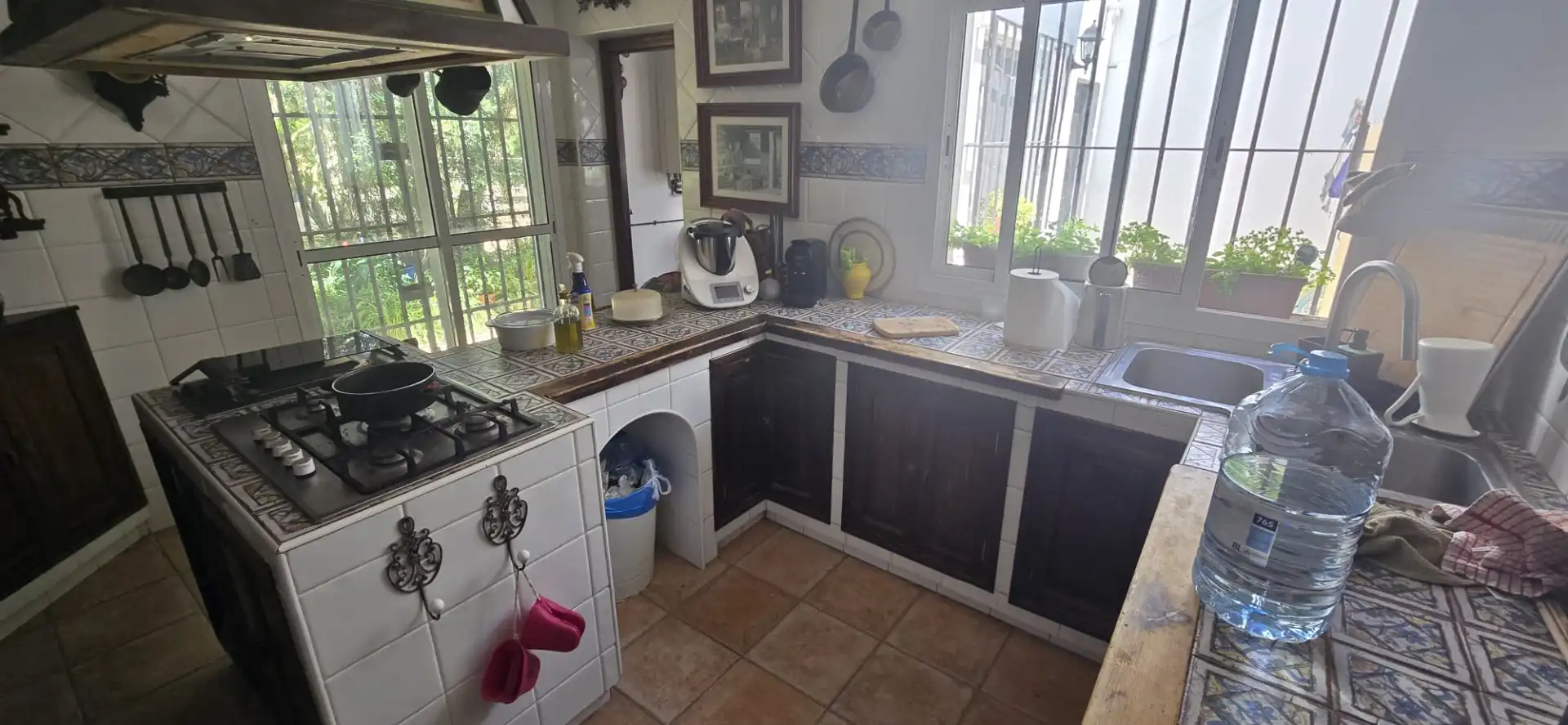 Kitchen of Houses for rent in Jerez de la Frontera  with Air Conditioner, Private garden and Swimming Pool