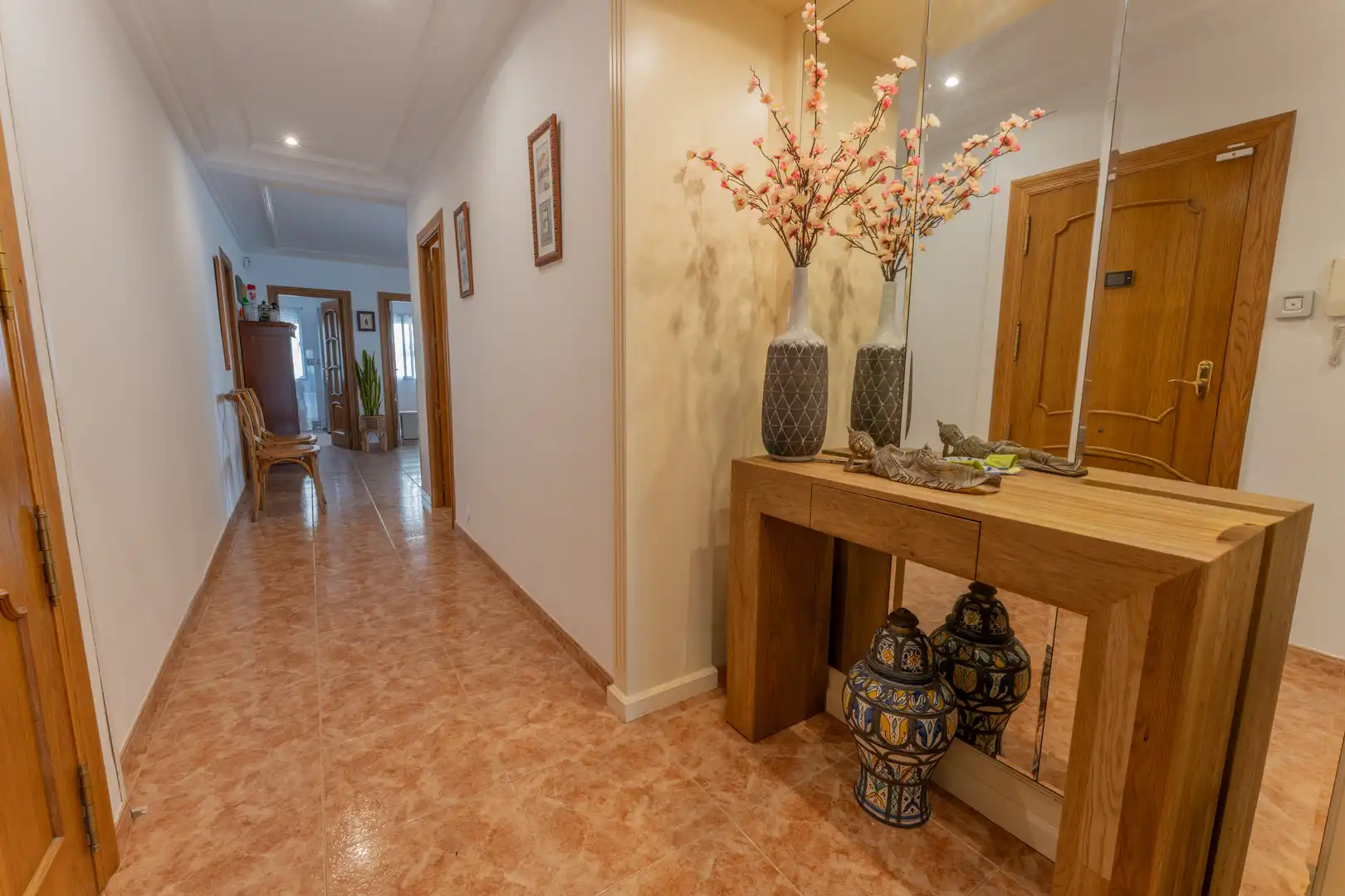 Wohnung zum Verkauf in Elche / Elx mit Heizung, Terrasse und Möbliert