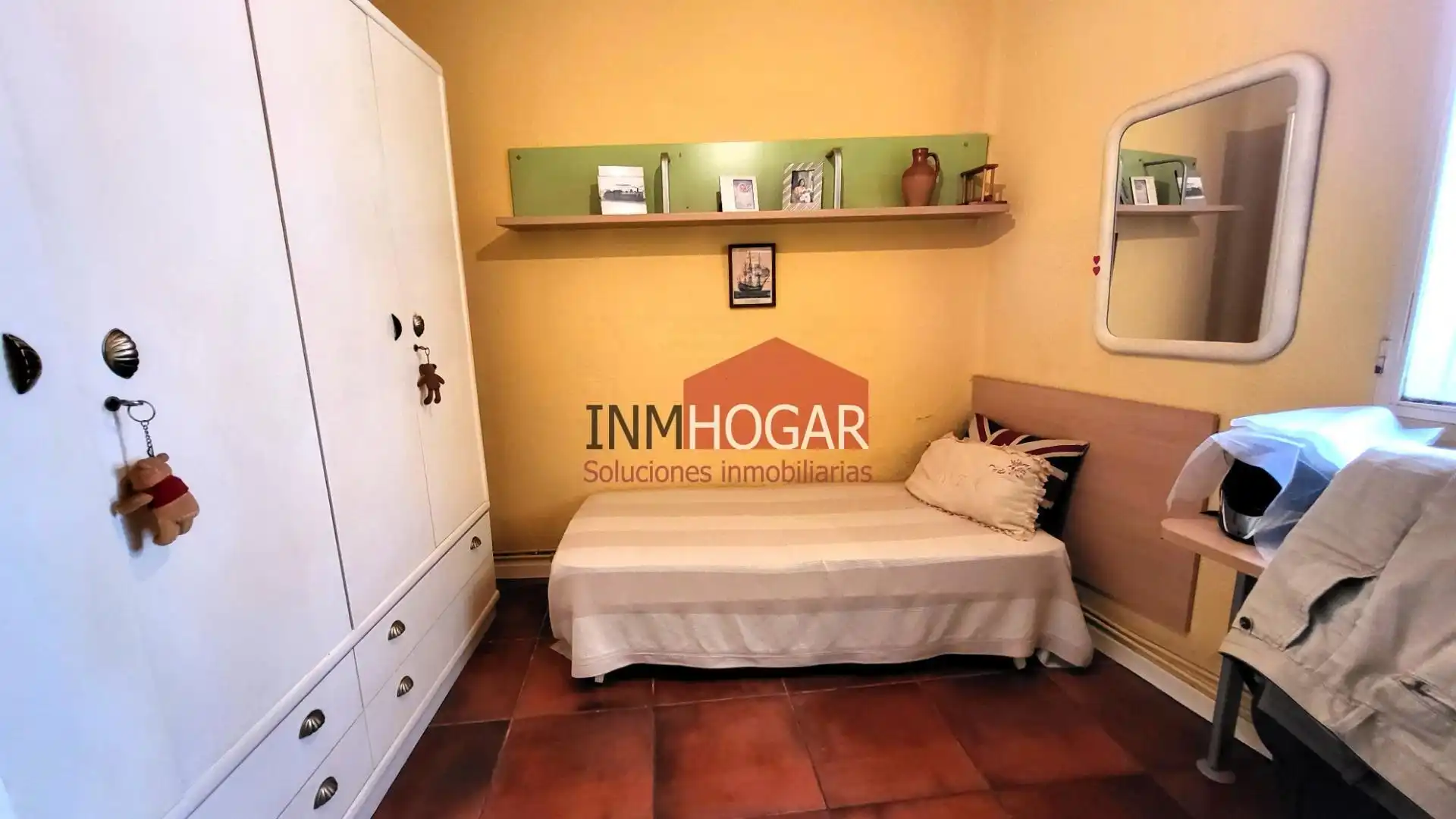 Habitación de Casa o chalet en venta en Ávila con Jardín privado, Trastero y Balcón