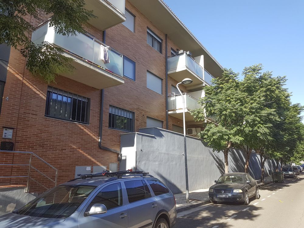 Exterior view of Flat to rent in Cuarte de Huerva  with Air Conditioner, Furnished and Community pool