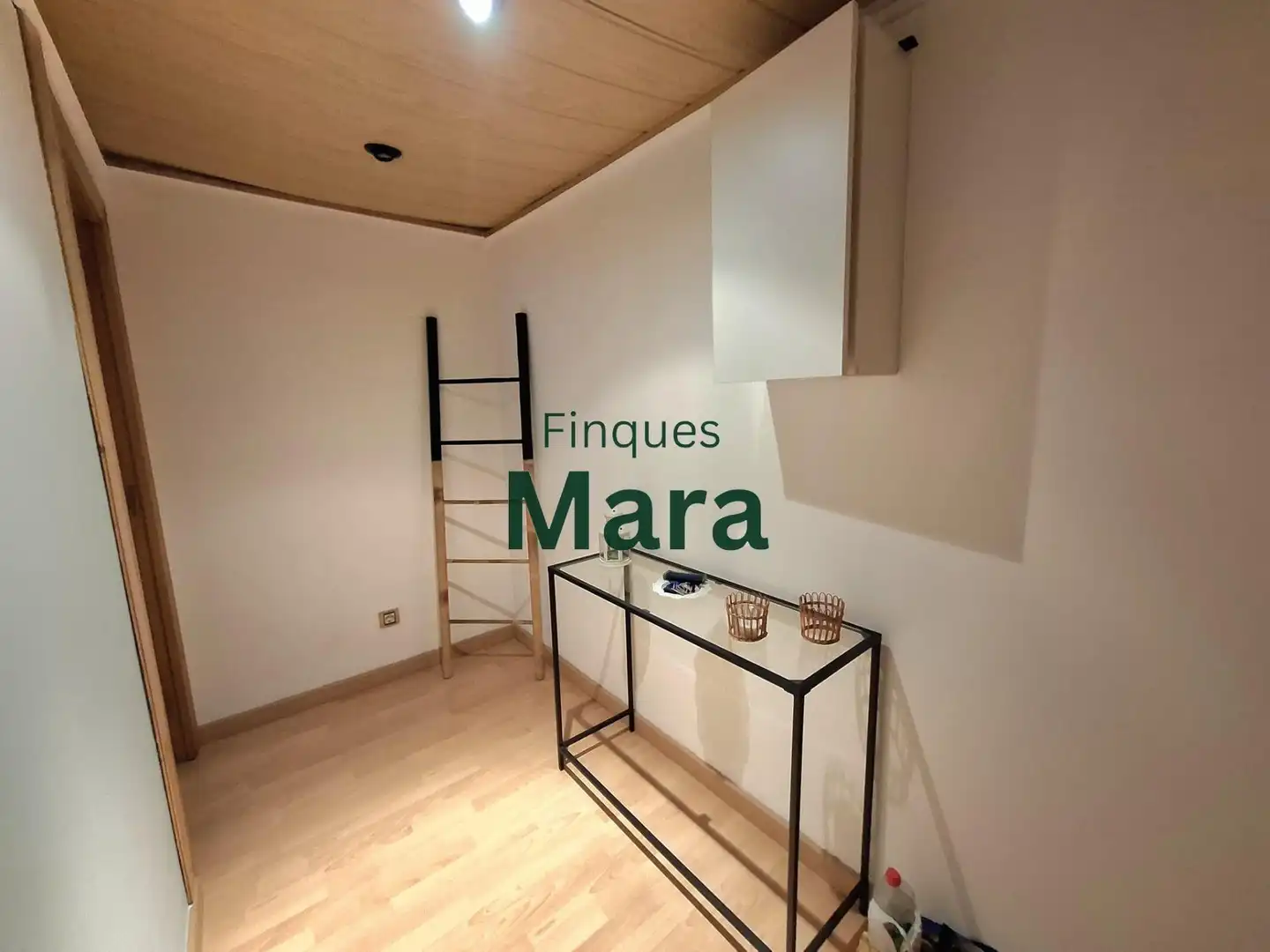 Piso en venta en Sant Boi de Llobregat con Aire acondicionado, Parquet y Balcón