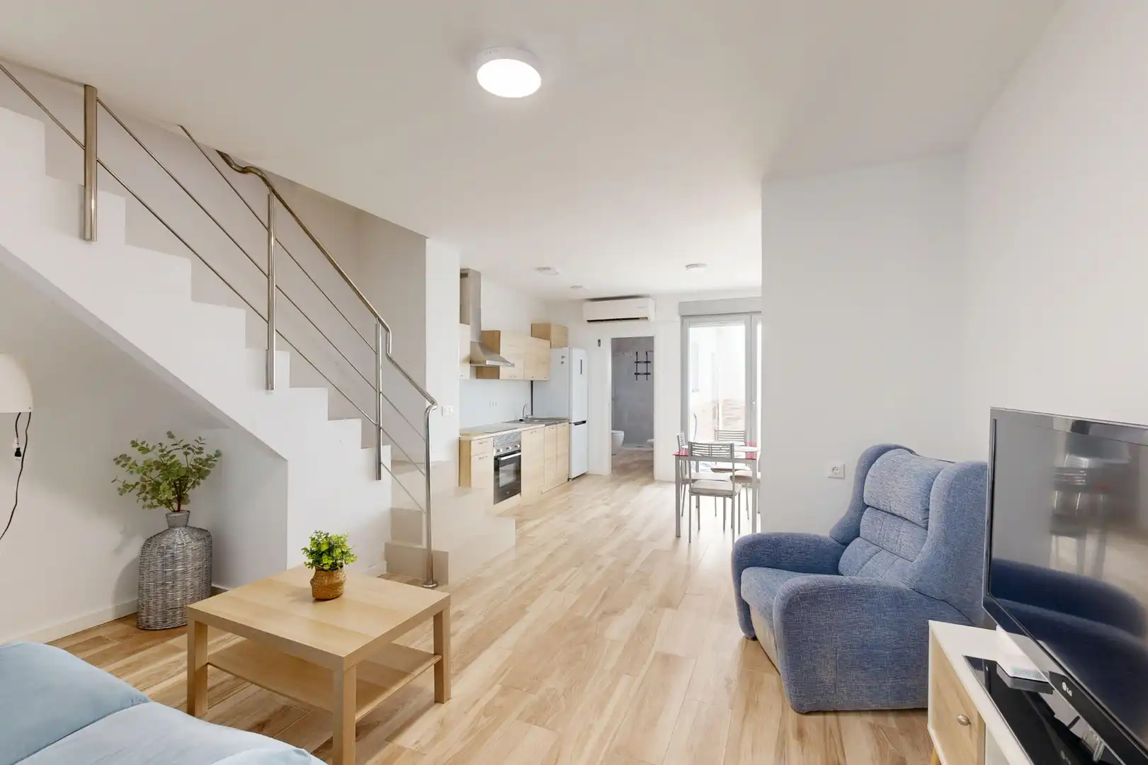 Living room of Houses for sale in Murcia  with Air Conditioner, Terrace and Storage room