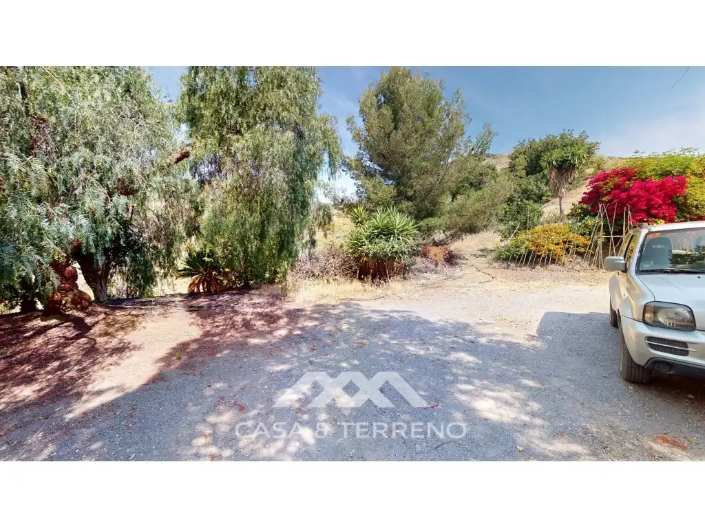 Casa o xalet en venda en Moclinejo amb Piscina