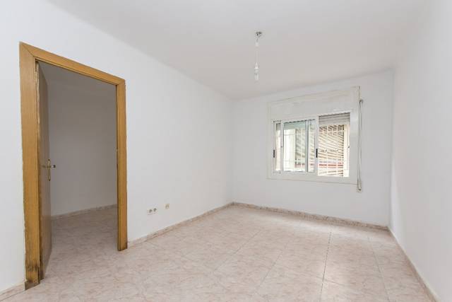 Planta baja en Venta en Verge De Montserrat en Pont Vell