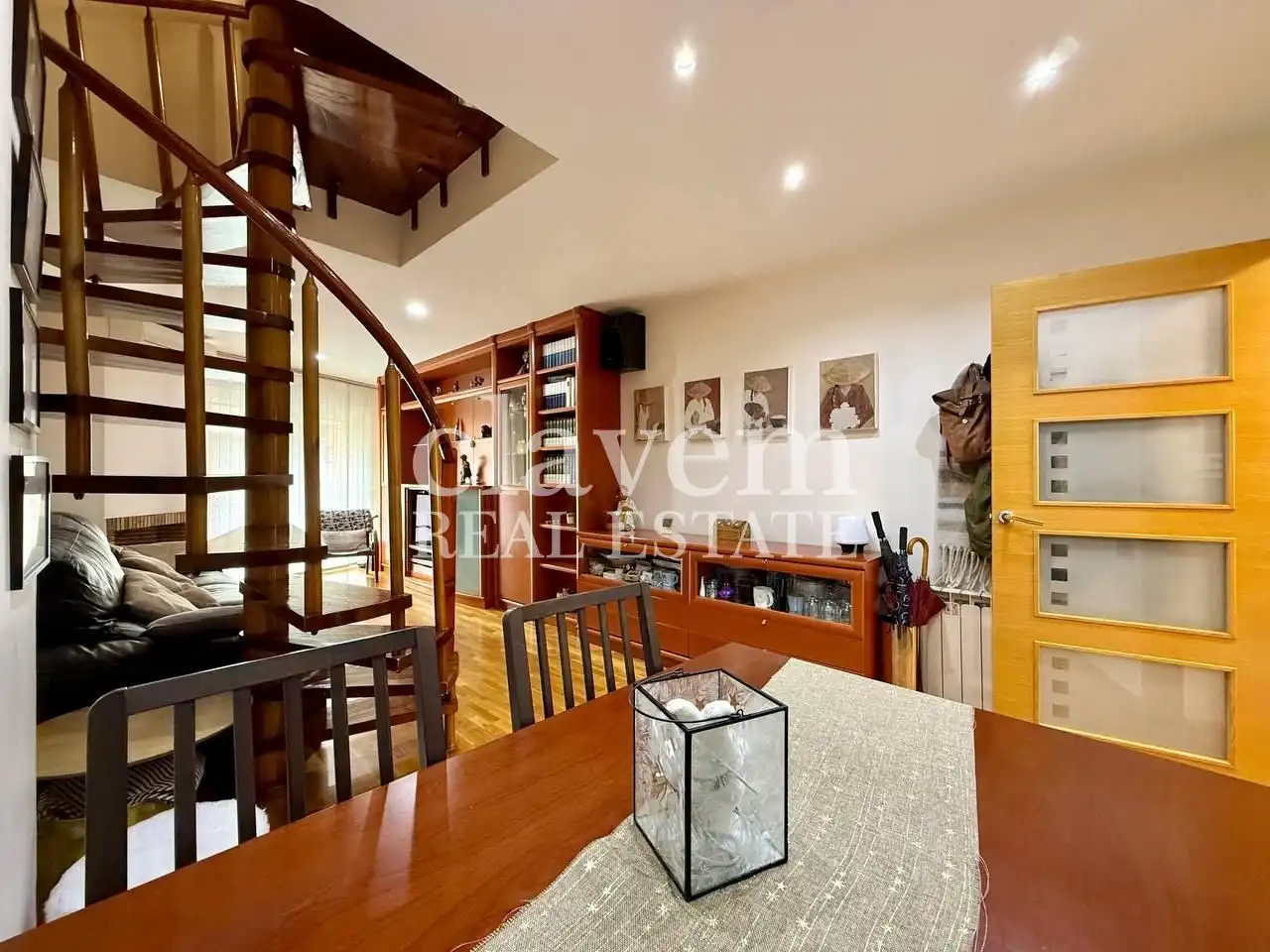 Wohnzimmer von Wohnung zum Verkauf in  Barcelona Capital mit Klimaanlage und Terrasse